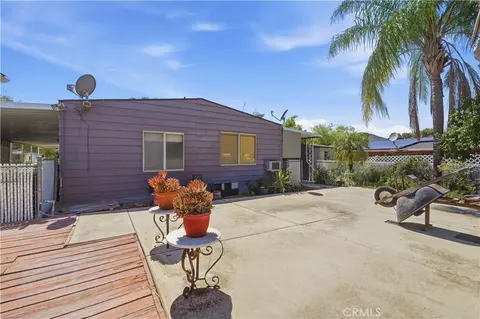 Exterior - 33552 Windmill, Wildomar, CA 92595 photo 7 of 10