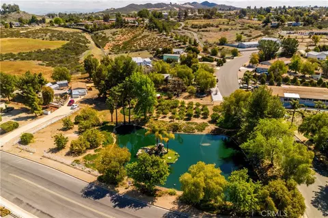 View/Area - 33552 Windmill, Wildomar, CA 92595 photo 3 of 17