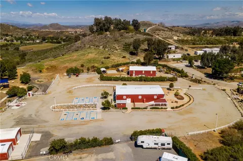 Exterior - 33552 Windmill, Wildomar, CA 92595 photo 2 of 10