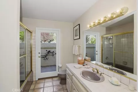 Bath - 34575 Sycamore Spgs, Hemet, CA 92544 photo 5 of 5