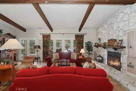 Living - 34575 Sycamore Spgs, Hemet, CA 92544 photo 2 of 6