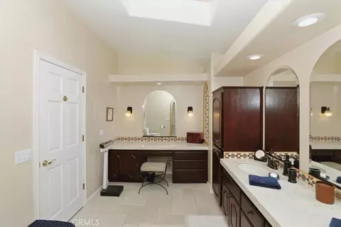 Bath - 34575 Sycamore Spgs, Hemet, CA 92544 photo 2 of 5