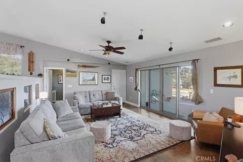Living - 34575 Sycamore Spgs, Hemet, CA 92544 photo 6 of 6