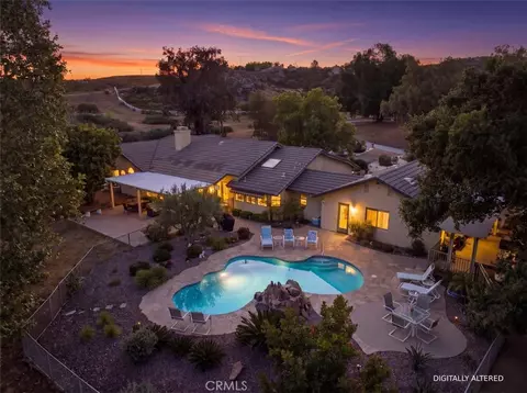View/Area - 34575 Sycamore Spgs, Hemet, CA 92544 photo 4 of 8