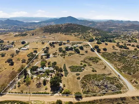 View/Area - 34575 Sycamore Spgs, Hemet, CA 92544 photo 8 of 8