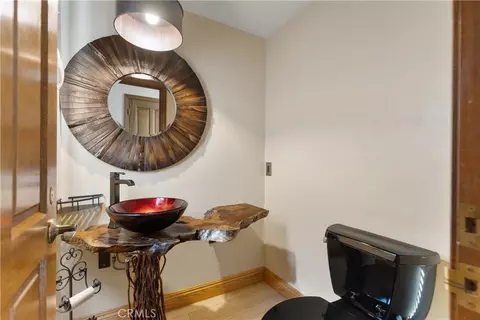 Bath - 38501 Oaktree Loop, Murrieta, CA 92562 photo 6 of 6