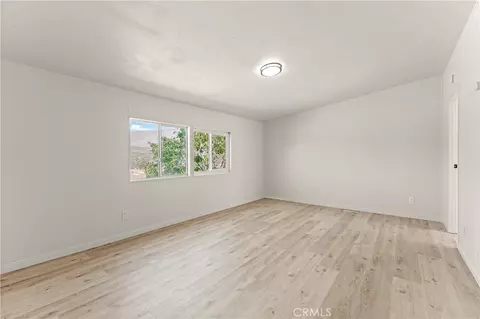 15720 Chicago, Apple Valley, CA 92307 photo 20