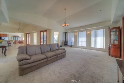 Living - 1991 Via Ladera, Fallbrook, CA 92028 photo 3 of 5