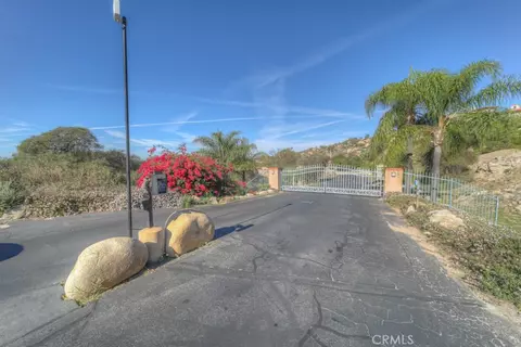 Exterior - 1991 Via Ladera, Fallbrook, CA 92028 photo 10 of 13