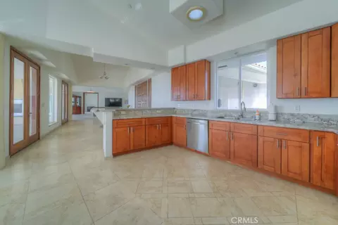 Kitchen - 1991 Via Ladera, Fallbrook, CA 92028 photo 2 of 4