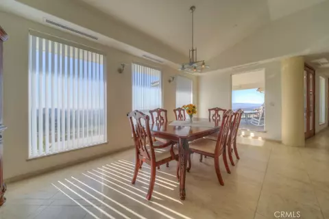 Dining - 1991 Via Ladera, Fallbrook, CA 92028 photo 3 of 3