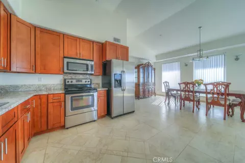Kitchen - 1991 Via Ladera, Fallbrook, CA 92028 photo 3 of 4