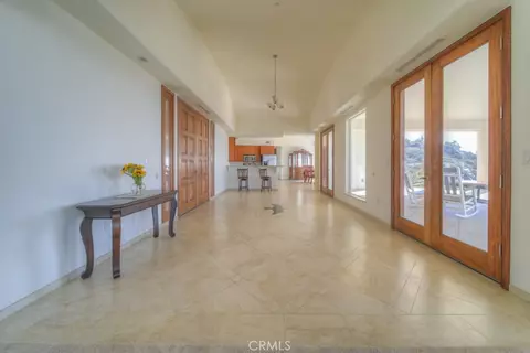 Entry Way - 1991 Via Ladera, Fallbrook, CA 92028 photo 2 of 2