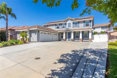 31826 Cypress View Ct, Menifee, CA 92584