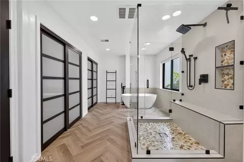 Bath - 2466 Haas, Escondido, CA 92025 photo 1 of 11