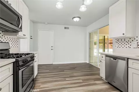 Kitchen - 41899 Humber, Temecula, CA 92591 photo 3 of 3