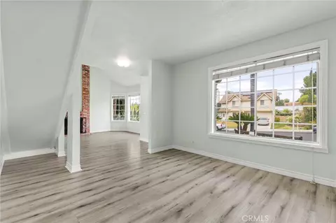 Living - 41899 Humber, Temecula, CA 92591 photo 2 of 6