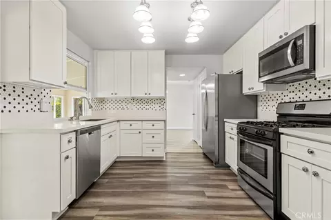 Kitchen - 41899 Humber, Temecula, CA 92591 photo 1 of 3