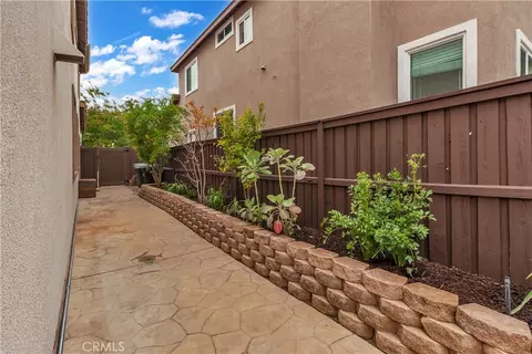 Exterior - 33400 Embassy, Temecula, CA 92592 photo 5 of 10