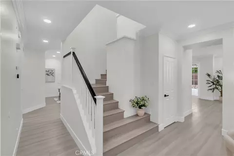Entry Way - 33400 Embassy, Temecula, CA 92592 photo 3 of 10