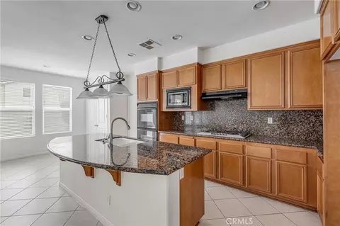 Kitchen - 29001 Savannah Dr, Temecula, CA 92591 photo 1 of 1