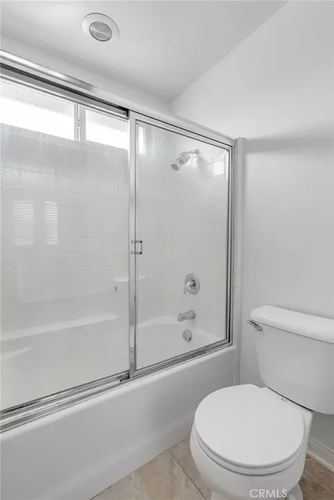 Bath - 29001 Savannah Dr, Temecula, CA 92591 photo 5 of 5