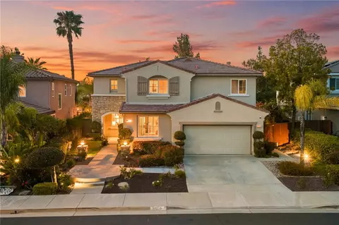 30600 Kentfield Dr, Murrieta, CA 92563
