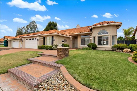 1932 Pecan Tree St, Hemet, CA 92545