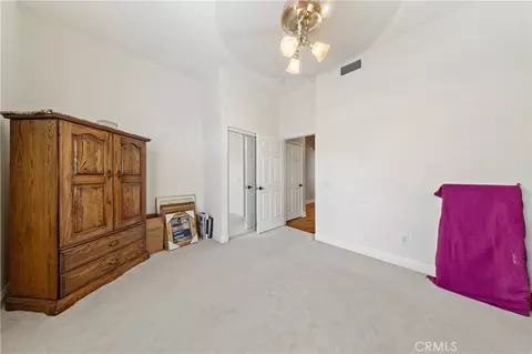 Bedroom - 1932 Pecan Tree St, Hemet, CA 92545 photo 4 of 4