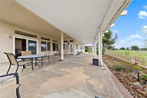 Exterior - 1932 Pecan Tree St, Hemet, CA 92545 photo 5 of 7