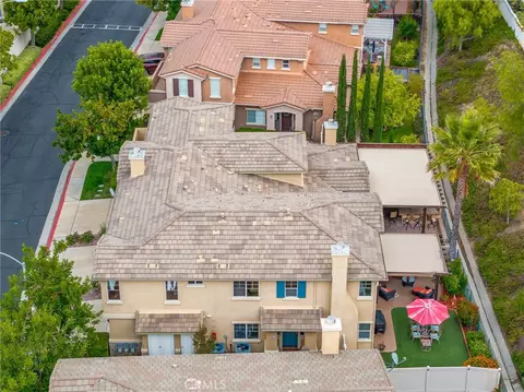 View/Area - 33433 Emerson Way #B, Temecula, CA 92592 photo 7 of 8