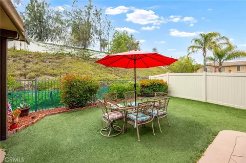 Exterior - 33433 Emerson Way #B, Temecula, CA 92592 photo 6 of 10