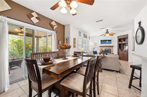 Dining - 33433 Emerson Way #B, Temecula, CA 92592 photo 2 of 4