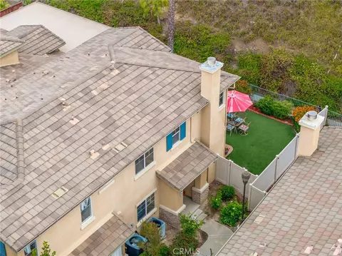 Exterior - 33433 Emerson Way #B, Temecula, CA 92592 photo 9 of 10