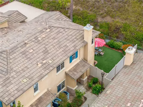 Exterior - 33433 Emerson Way #B, Temecula, CA 92592 photo 9 of 10