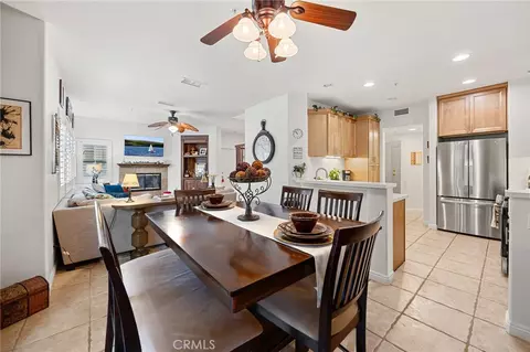 Dining - 33433 Emerson Way #B, Temecula, CA 92592 photo 1 of 4