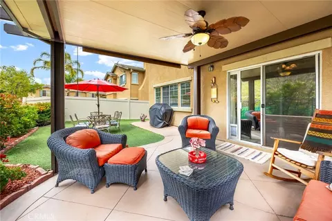Exterior - 33433 Emerson Way #B, Temecula, CA 92592 photo 4 of 10