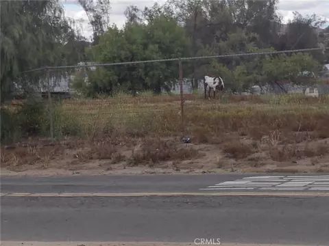 5 Holland Rd, Menifee, CA 92584