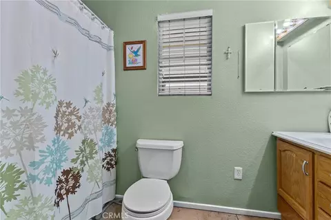 Bath - 2761 Redlands, Perris, CA 92571 photo 3 of 3