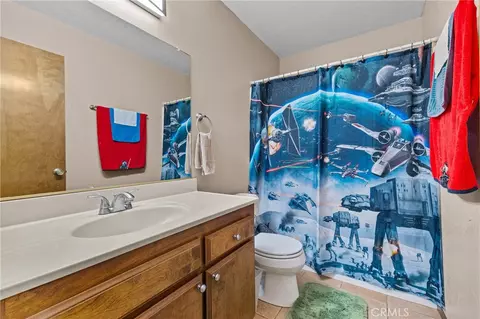 Bath - 2761 Redlands, Perris, CA 92571 photo 1 of 3