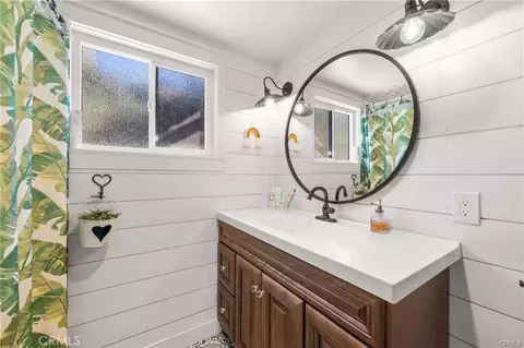 Bath - 3945 Pala Mesa, Fallbrook, CA 92028 photo 9 of 11