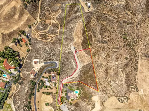 4020 Charlton Ave, Hemet, CA 92544