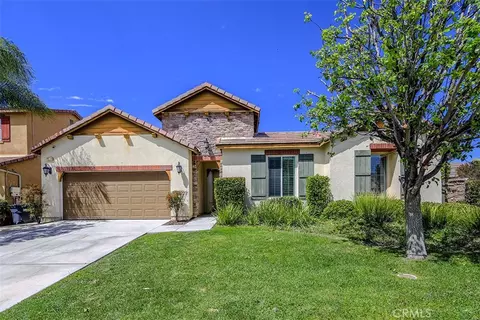 30756 Olympia Rose Dr, Murrieta, CA 92563
