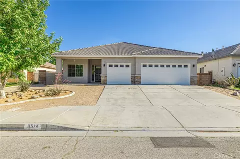 3514 W Avenue J4, Lancaster, CA 93536