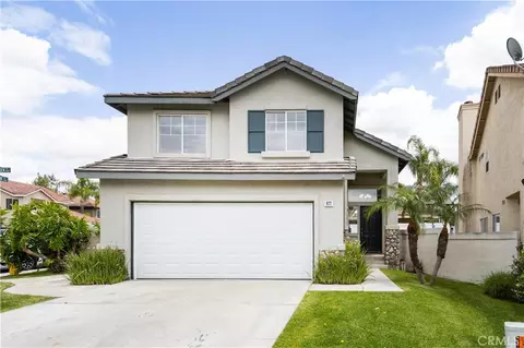 877 Willowcreek, Corona, CA 92878