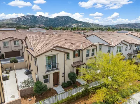 View/Area - 31258 Calle Cirros, Temecula, CA 92592 photo 1 of 4