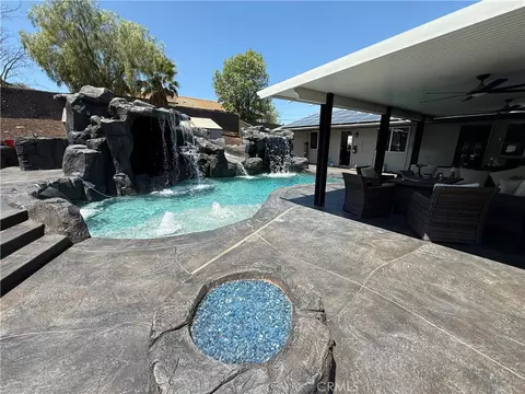 14335 Laurel Dr, Riverside, CA 92503