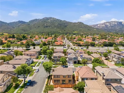 View/Area - 31598 Six Rivers Ct, Temecula, CA 92592 photo 5 of 5