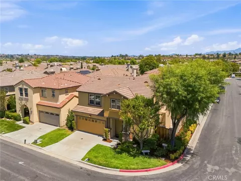 View/Area - 31598 Six Rivers Ct, Temecula, CA 92592 photo 3 of 5