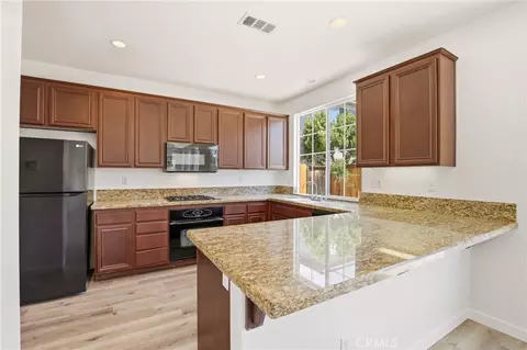 Kitchen - 31598 Six Rivers Ct, Temecula, CA 92592 photo 2 of 3